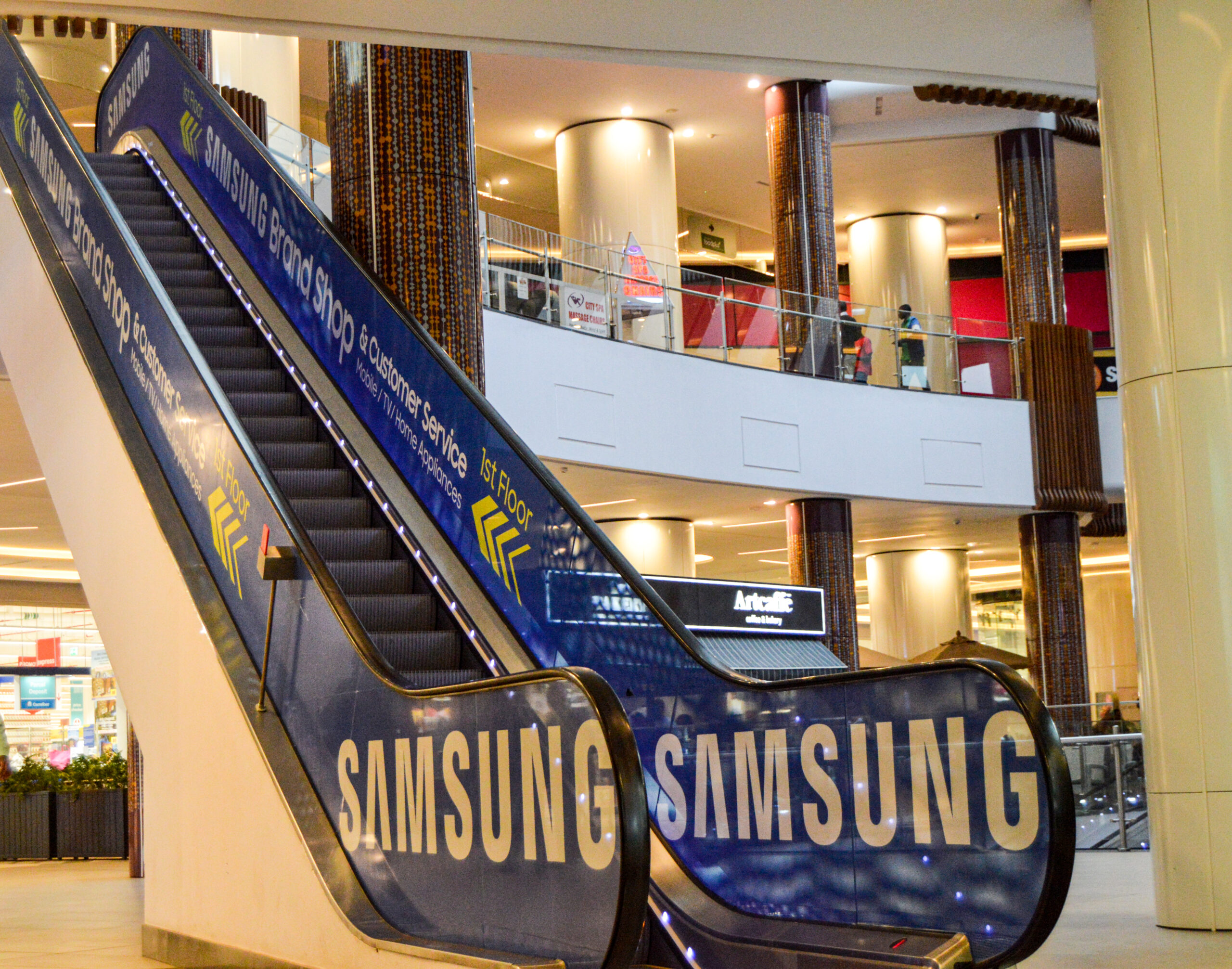 Samsung-Escalator